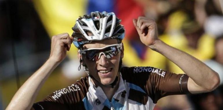 Romain Bardet gana la etapa 18 del Tour de Francia, con valientes ataques de Contador