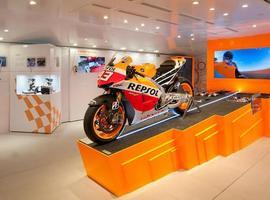 Oviedo acoge la exposición itinerante Repsol Racing Tour