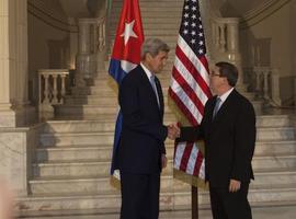 La bandera de EEUU flamea en La Habana