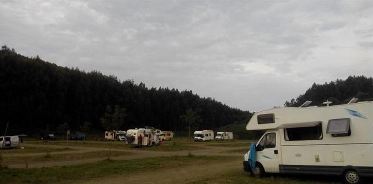 Caravanistas asturianos tachan de cavernaria la postura de los empresarios de campings