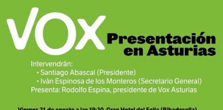 Santiago Abascal con VOX en Ribadesella. 