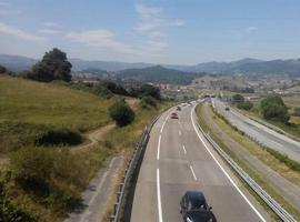 Las carreteras asturianas registraron 31 accidentes con 13 heridos, uno de ellos grave, durante el fin de semana