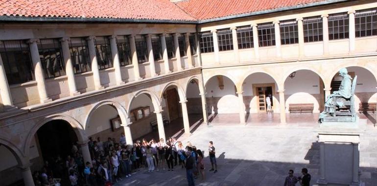 Solemne apertura del curso universitario en la Universidad de Oviedo