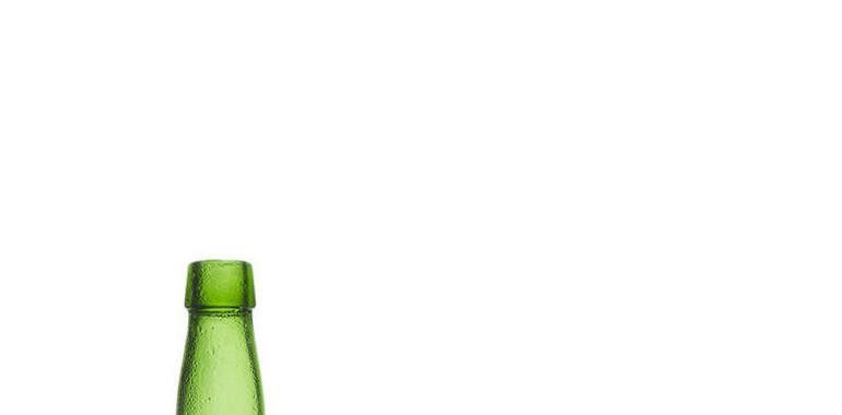 Una empresa asturiana lleva el vaso de sidra a Japón