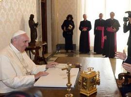 Papa Francisco pide a Israel volver a las negociaciones de paz con Palestina 