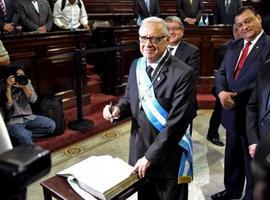 Alejandro Maldonado asume como nuevo presidente de Guatemala tras prisión de Otto Pérez Molina