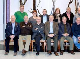 José Ramón Sánchez y Amigos de Cudillero distinguidos por el Centro Asturiano de Cantabria