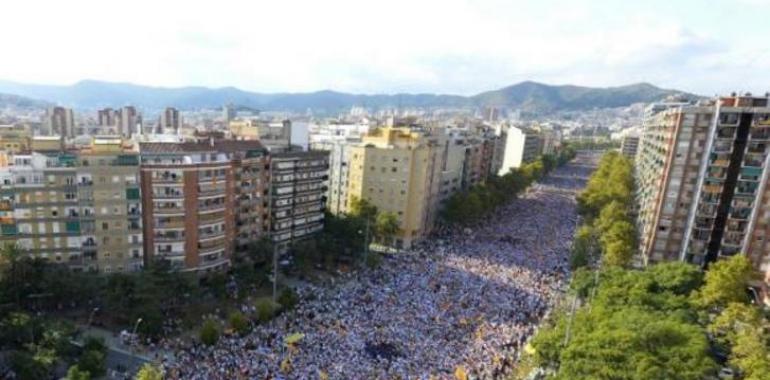 Barcelona acoge masiva manifestación para pedir la independencia de España  