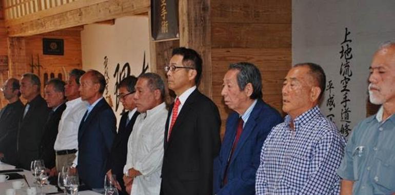 Homenaje de los karatekas españoles a sus maestros japoneses en España