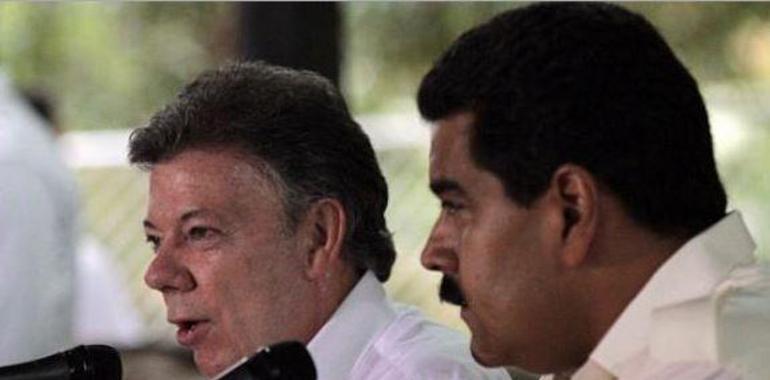 Ecuador confía en que cumbre presidentes Santos y Maduro resuelva crisis colombovenezolana