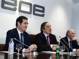 CEOE pide amenorgar costu del despidu, nun penalizar contratos temporales y más flexibilidá