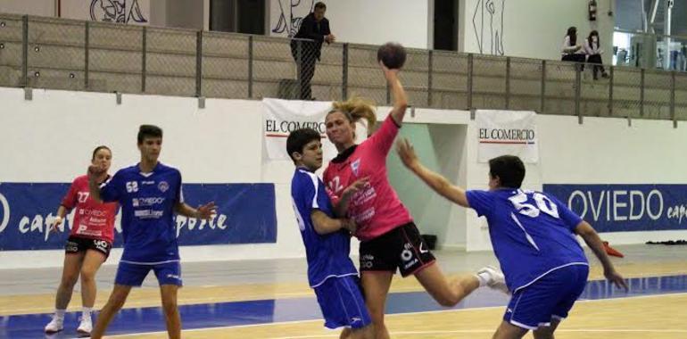 El Oviedo Balonmano Femenino mantiene el tono antes de enfrentar al Canyamelar Valencia.