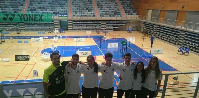 Buen arranque de temporada para el Oviedo B de Badminton 