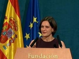 Esther Duflo llama a evitar "las trampas en que los pobres quedan encerrados"