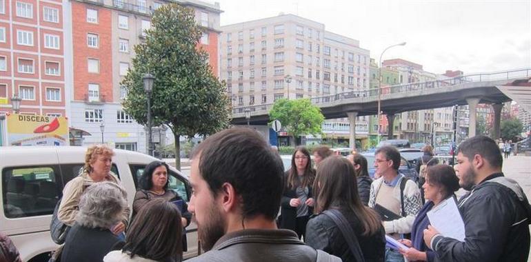 Podemos Asturias recoge firmas para concurrir por la Autonomía a las generales