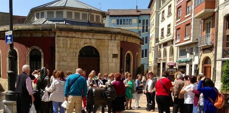 El flujo de turistas hacia Asturias y la pernocta siguen creciendo