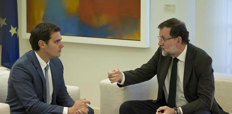 Rivera consigue quel Gobiernu estudiel so "pactu por España"