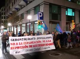 CSI y Muyeres en Llucha convocan concentración en apoyo a una trabajadora