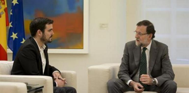 Garzón traslada a Rajoy que "el problema es entre ricos y pobres, no entre España y Cataluña"