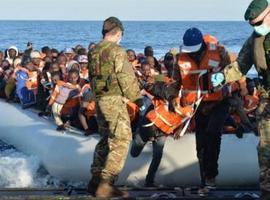 Más de 218.000 refugiados llegaron a Europa por mar en octubre  