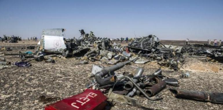 Reino Unido y EE.UU. creen que una bomba destruyó el avión ruso en Egipto 