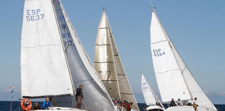 El Trofeo de Otoño de Cruceros RCAR sólo disputó una manga este fin de semana