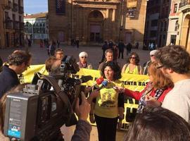 Los ocupantes del Ayuntamiento de Oviedo aseguran que lo hicieron tras un acuerdo 