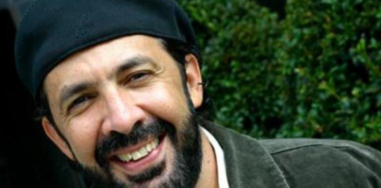 Felicitación presidencial a Juan Luis Guerra por sus tres Grammy Latino