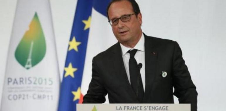 Hollande pide a sus pares no defraudar la enorme esperanza puesta en COP21