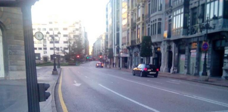 Oviedo cierra los accesos desde la Autopista por la elevada contaminación