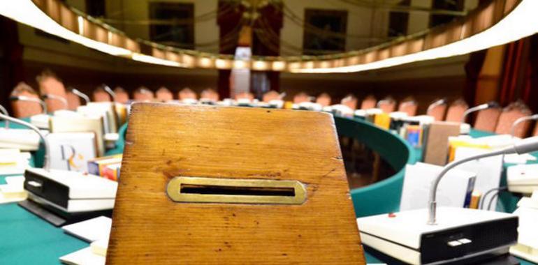 La asturiana Josefina Martínez, nueva académica de la RAE