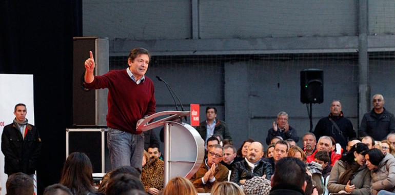 Javier Fernández:El PSOE está aquí para ganar al PP, Cs, Podemos y las encuestas