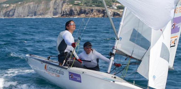 Ángela Pumariega y Patricia  Cantero, segundas en la Gaes Christmas Race