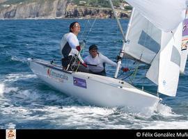 Ángela Pumariega y Patricia  Cantero, segundas en la Gaes Christmas Race