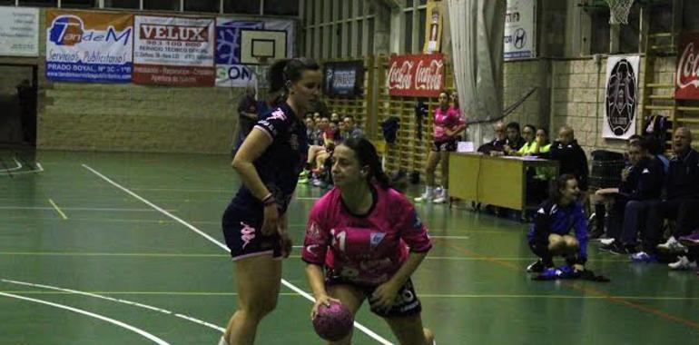 El Jofemesa Oviedo Balonmano pierde el amistoso frente al Aula Valladolid