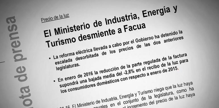 Industria intenta, sin datos, negar la brutal subida de la luz en la legislatura