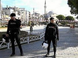 Repulsa internacional por el atentado en un barrio turístico de Estambul 