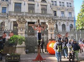 Los bomberos presentan en la Junta su propio anteproyecto de Ley de Emergencias