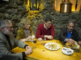 Pedro Sánchez: Rajoy es como el Red Bull de los independentistas, les da alas”