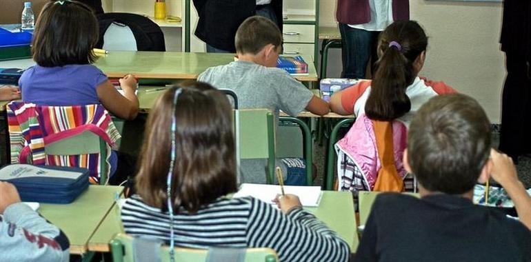 La Junta de Personal Docente retira su calendario escolar por falta de apoyos