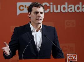 Ciudadanos apoya a Rajoy y compara pacto PSOE y Podemos a "Grecia y Venezuela"