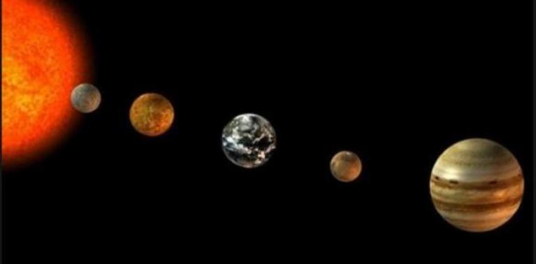 Cinco planetas posan en línea para los astrónomos durante todo el mes  