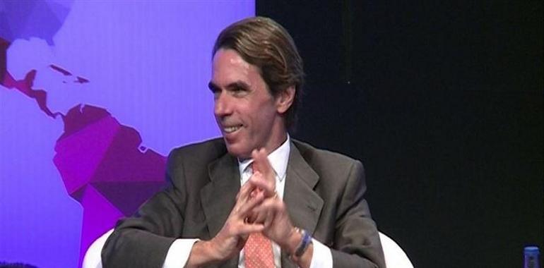 Aznar: "Podemos ye una amenaza pal nuesu sistema democráticu y de llibertaes"