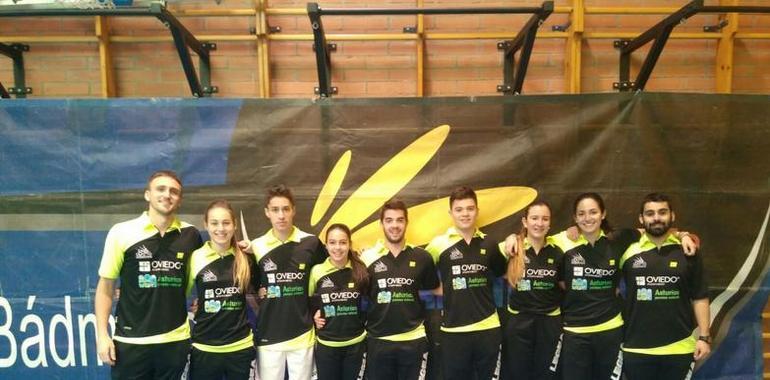 El Oviedo B de Bádminton sólo depende de si mismo para seguir en la División de Plata