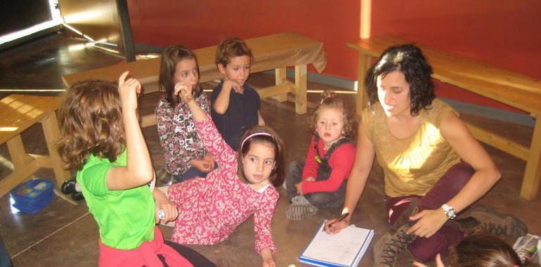  Merienda literaria para peques en el Parque de la Prehistoria de Teverga