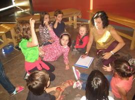  Merienda literaria para peques en el Parque de la Prehistoria de Teverga