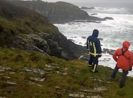 La búsqueda del bebé desaparecido se concentra en las playas entre Navia y Cudillero