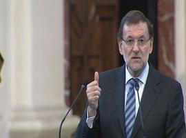 Rajoy diz quel PP será contundente contra los corruptos pero que nun puen actuar "movíos pola histeria"