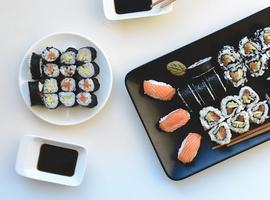 Usuarios eligen 5 mejores restaurantes de Gijón para pedir a domicilio sushi, pizzas y kebabs 