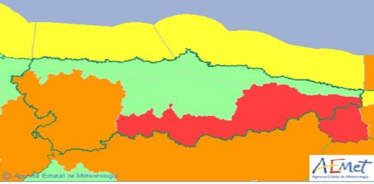 Asturias sigue en alerta roja por nevadas y muchas dificultades para circular